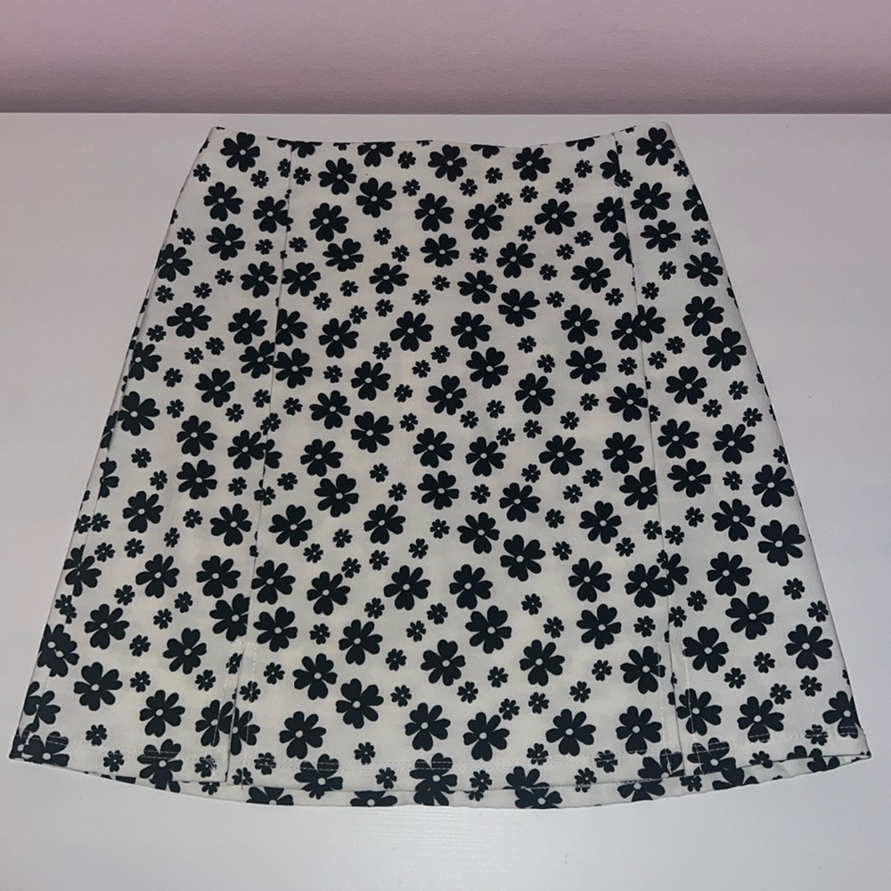 Altar’d State skirt New with out Tags - Picture 1 of 3